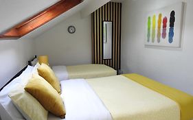 Be Our Guest! Stylish-Free Parking-Central Location